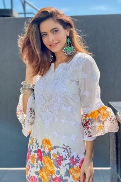 Comfortable White Sharara Suit With Subtle Embroidery Comfortable White Sharara Suit With Subtle Embroidery