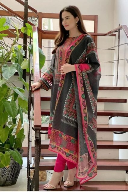 Newest Yankita Kapoor Special Pink Sharara Suit Newest Yankita Kapoor Special Pink Sharara Suit