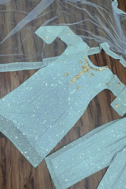 Trendy Yankita Kapoor Blue Salwar Suit For Party Wear Trendy Yankita Kapoor Blue Salwar Suit For Party Wear
