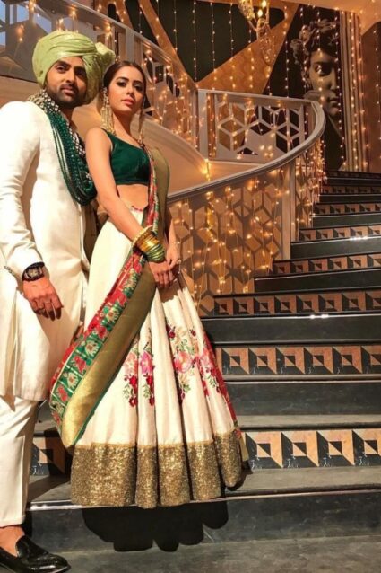 Off White Color Stunnig Lehenga Choli On Crepe With Dupatta