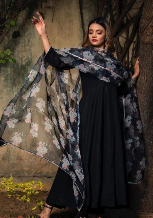 Black Color Classic Salwar Suit On Pc Cotton
