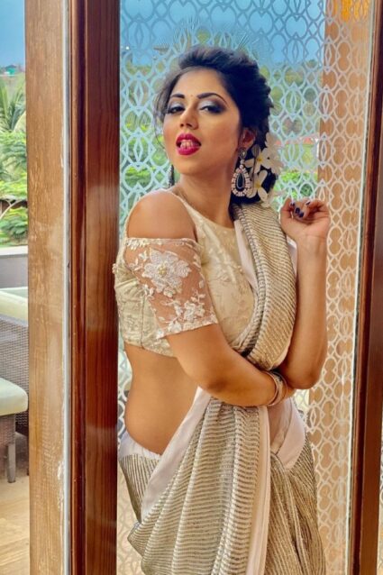 Light Cream Color Stunning Saree On Georgette