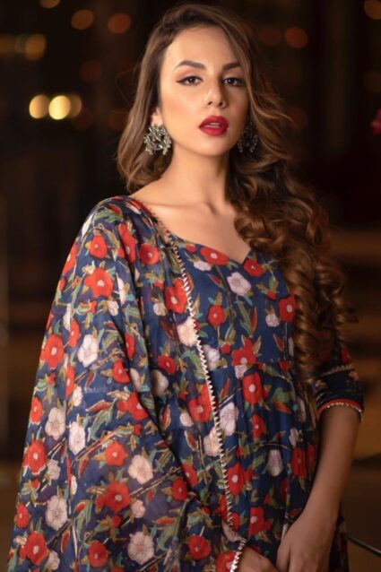 Black Color Beauteous Salwar Suit On Georgette