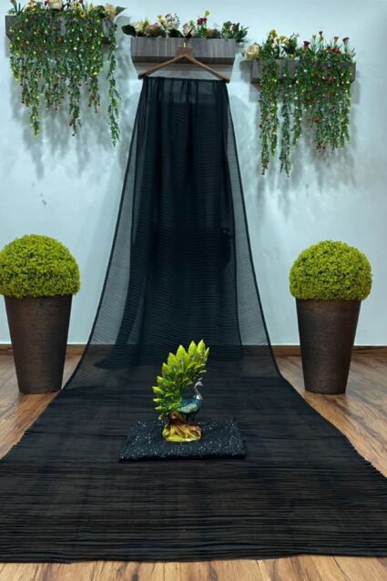 Black Color Stunning Saree On Georgette