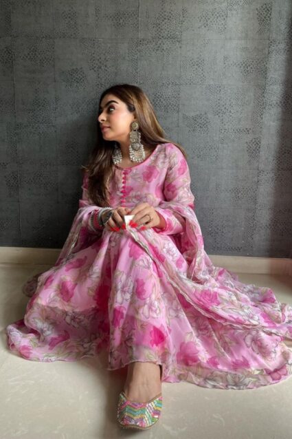 Printed Pink floral anarkali dress dupatta with 3/4 sleeves