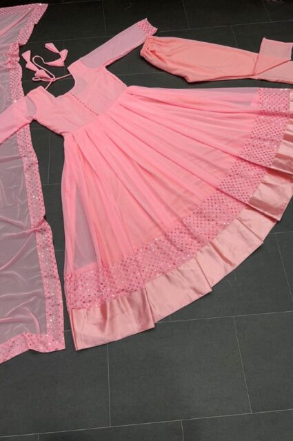 Peach Color Stunning Salwar Suit On Faux Georgette With Thread Work