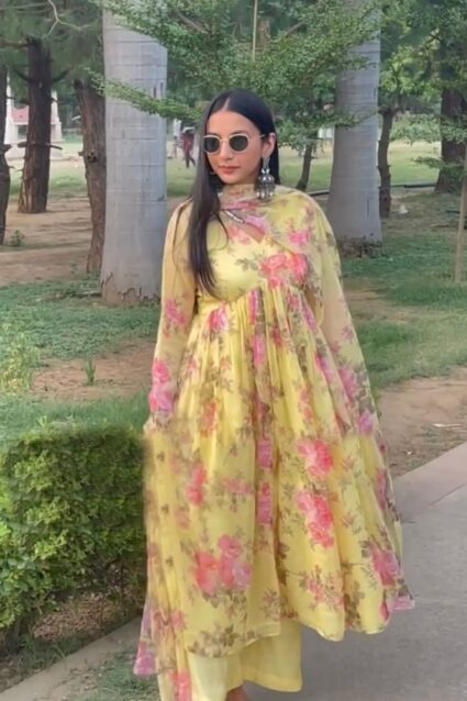 Yellow Color Salwar Suit On Georgette With Digital Print