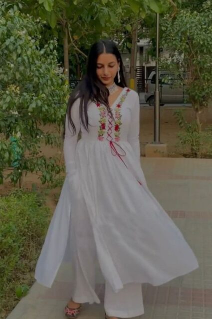 Dreamy White Kurti Set With Starlet Embroidey At Neckline