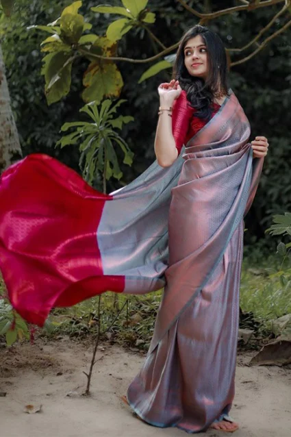 Graceful Dark Firozi Coloured Banarasi Saree