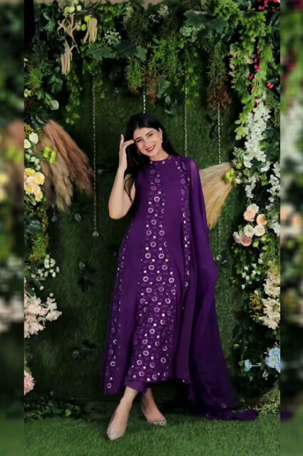 Stylish Velvet Light-Weighted Embellished Georgette Suit Stylish Velvet Light-Weighted Embellished Georgette Suit