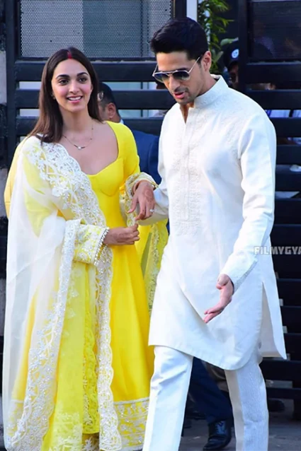 Kiara Advani Pastel Yellow Designer Suit Kiara Advani Pastel Yellow Designer Suit