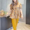 Latest Rhombus Patterned Dori Suit With Straight Pants In Mustard Yellow Shade