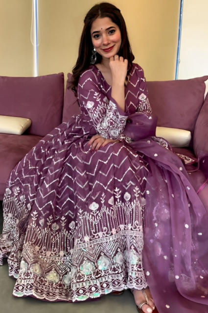 Mauve Pink Designer Suit For Any Occasion Mauve Pink Designer Suit For Any Occasion