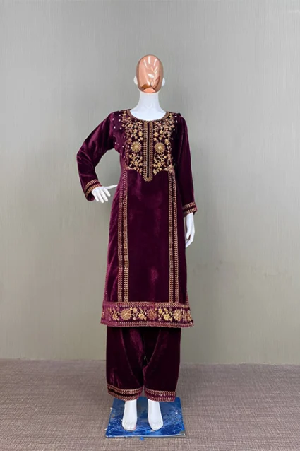 Latest Royal Violet Velvet Suit For Grand Ocassions Latest Royal Violet Velvet Suit For Grand Ocassions