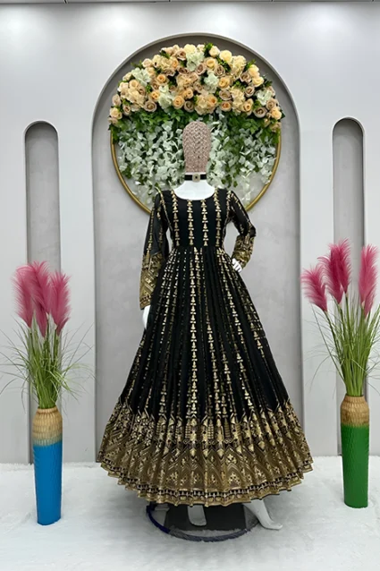 Black Designer Evening Gown For Grand Ocassions