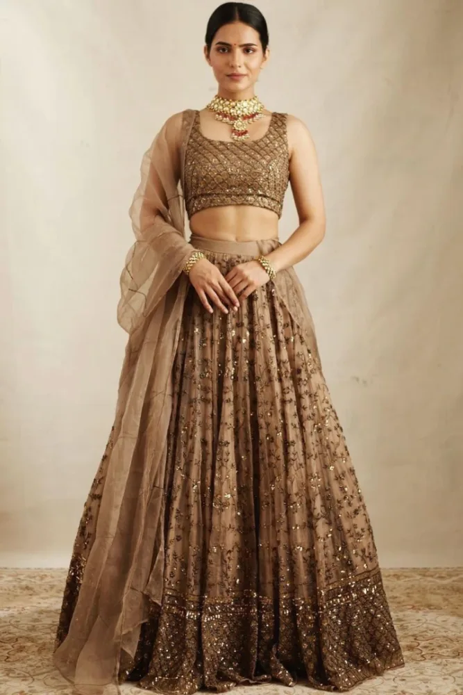 Trendy Outfit Ideas For Reception To Get That Stand Out Look! | Weddingplz  | Indian wedding dress bridal lehenga, Indian bridal dress, Indian bridal  outfits