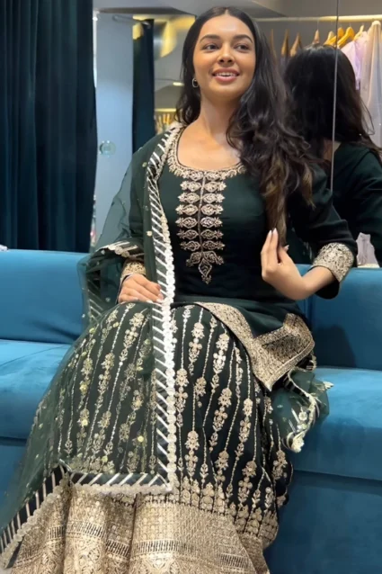 Glamorous Pakistani Sharara Suit Set For Mehendi Ceremony Glamorous Pakistani Sharara Suit Set For Mehendi Ceremony