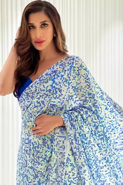 Sophie Choudry Royal Blue Saree For Wedding