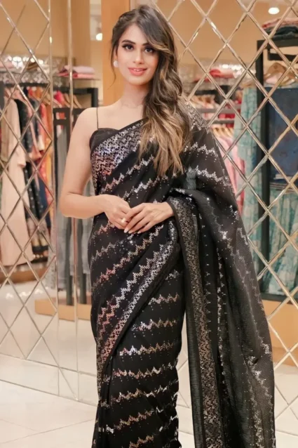 Trendy Black Saree Look For Farewell Party