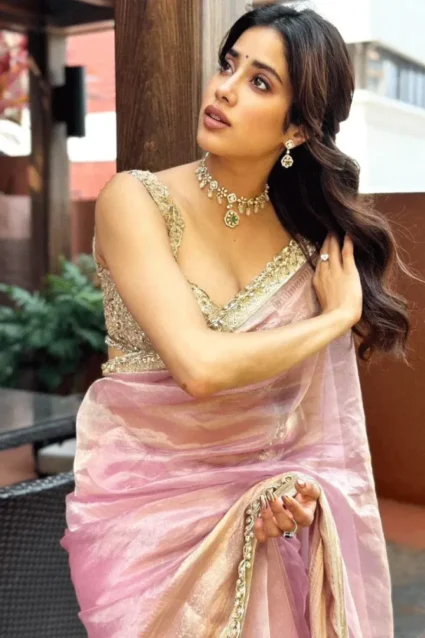 Janhvi Kapoor Saree Look For Cocktail Party
