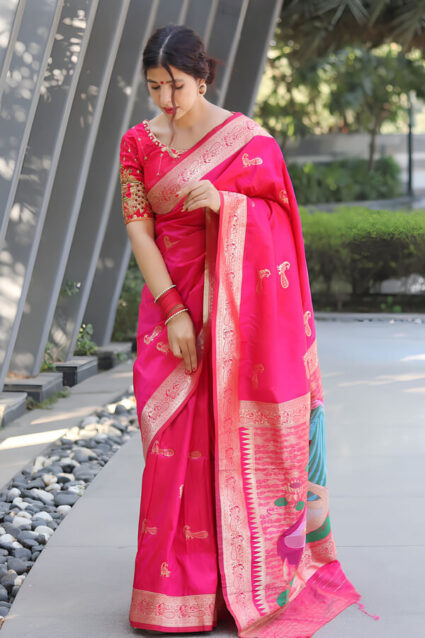 Latest Traditional Maharashtrian Paithani Saree For Women
