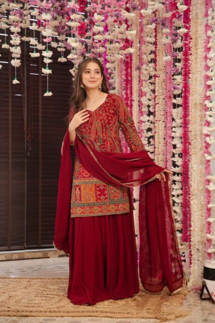 Juliet Embroidered Suit Set Lavender Embroidered Kurta with Pants and Dupatta