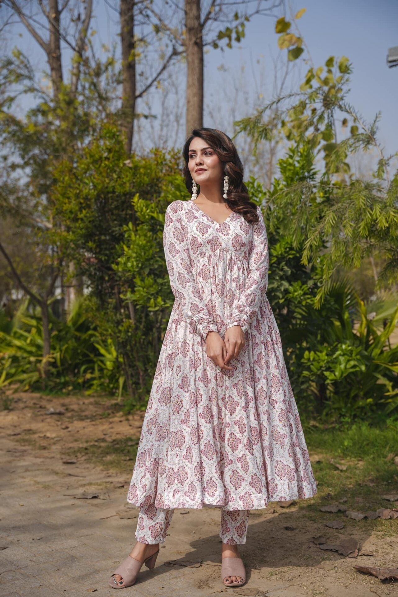 ELLA WHITE KURTA SET White Kurta Set ELLA WHITE KURTA SET White Kurta Set