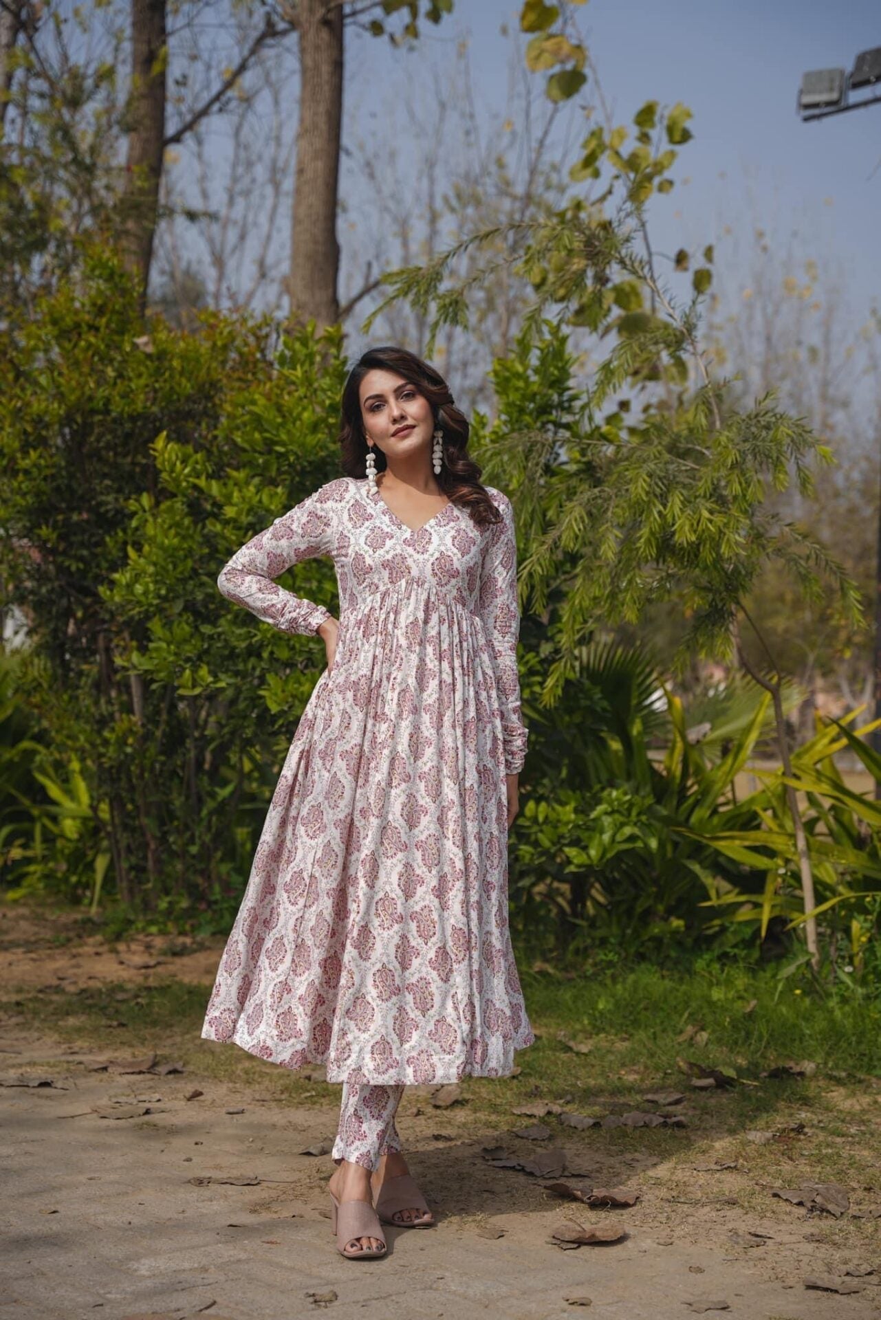 ELLA WHITE KURTA SET White Kurta Set ELLA WHITE KURTA SET White Kurta Set