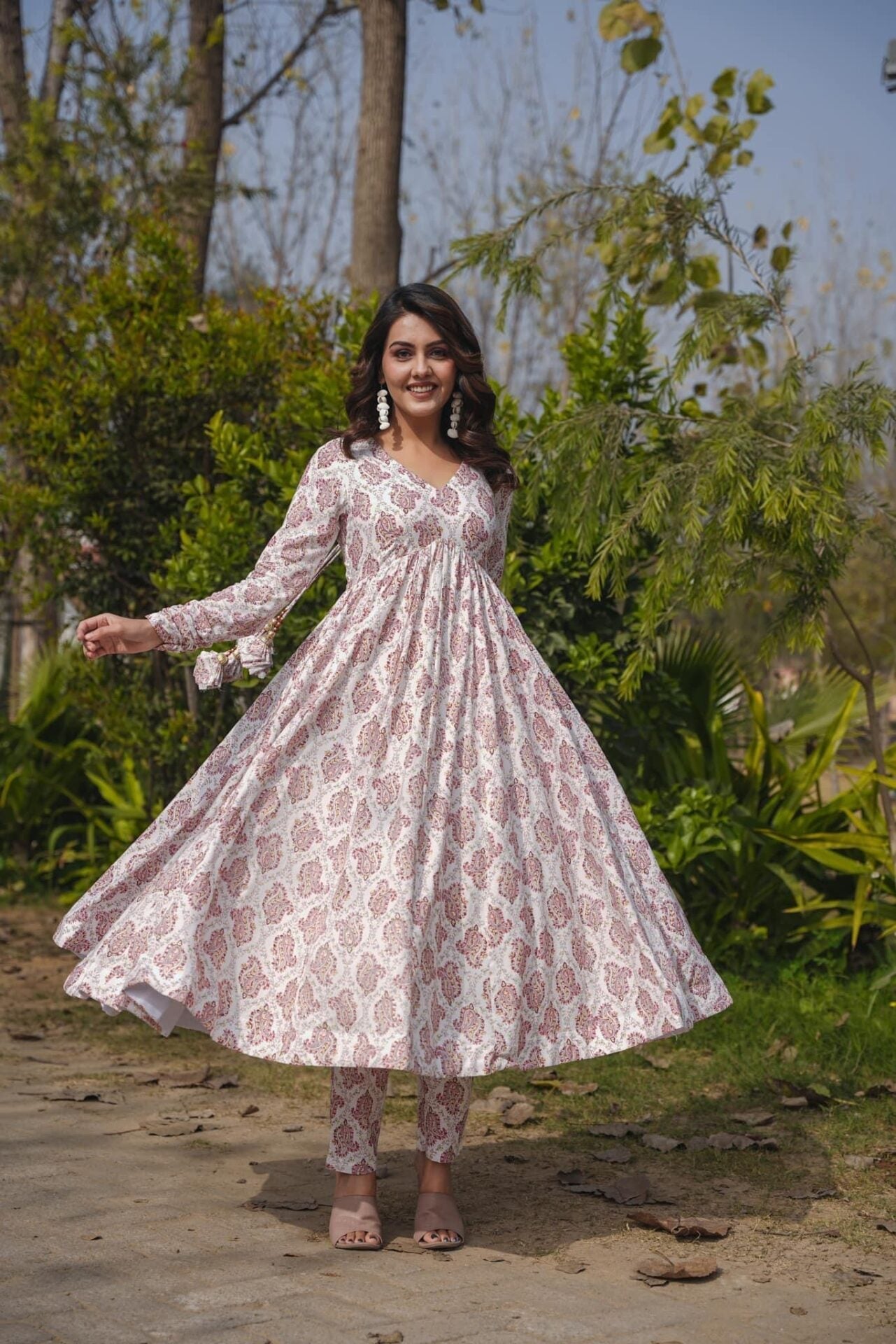 ELLA WHITE KURTA SET White Kurta Set ELLA WHITE KURTA SET White Kurta Set