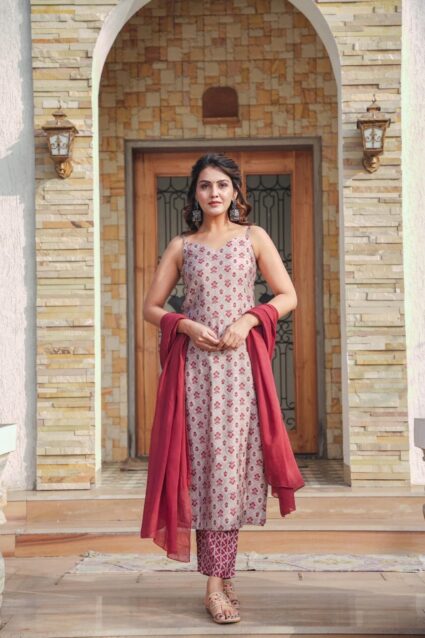 CRIMSON MUSLIN STRAIGHT SUIT SET  Suit Set