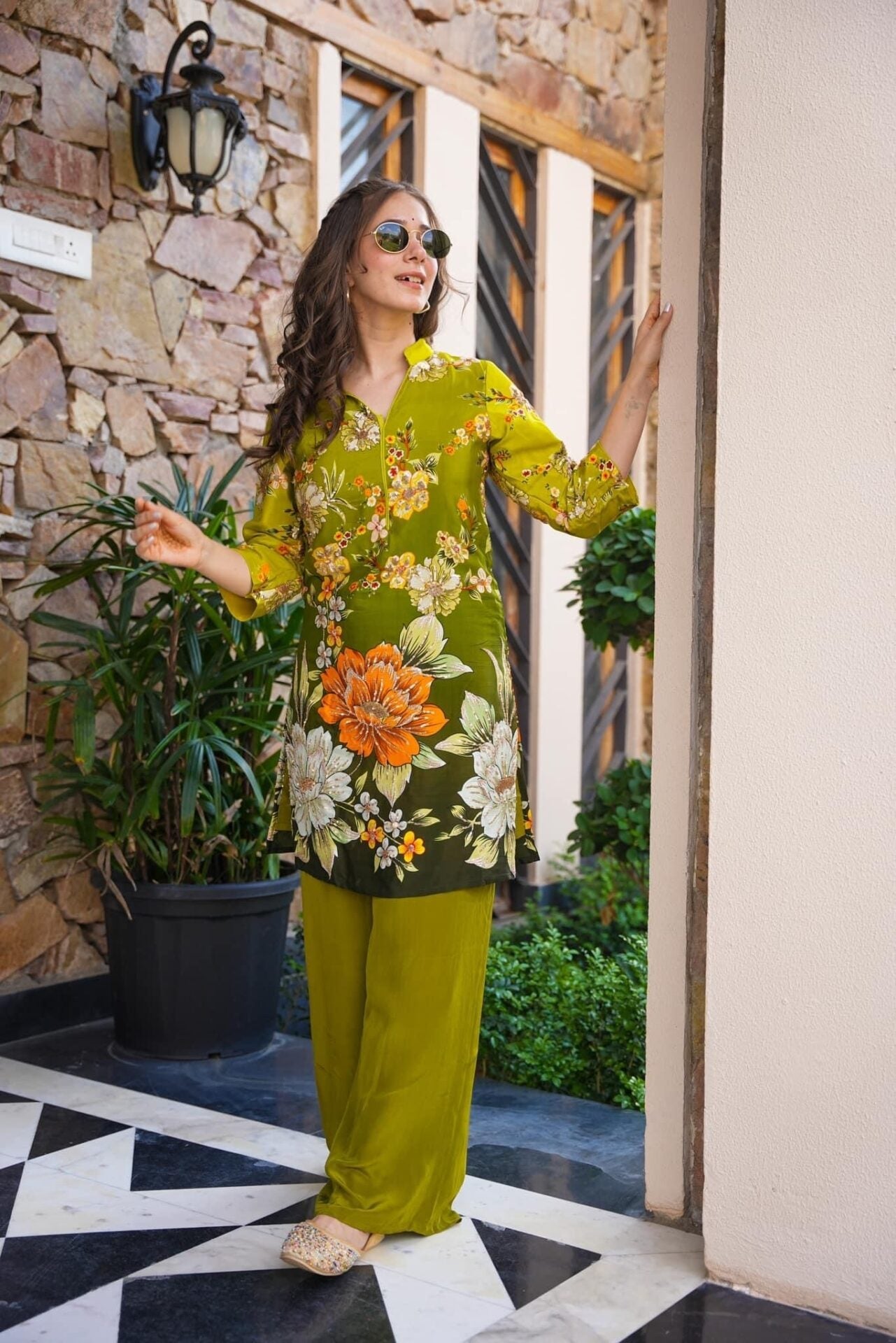 HAZEL GREEN EMBROIDERED SET Green Kurta Set HAZEL GREEN EMBROIDERED SET Green Kurta Set