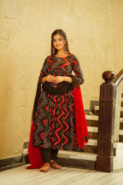 Keshini Rayon Nyra-Cut Set Stylish Black Rayon Kurta with Nyra Cut and Dupatta