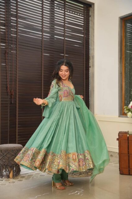Janitha Green Suit Set Light Green Straight-Cut Suit with Subtle Embroidery and Dupatta